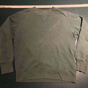 Uniqlo Men's Dark Green Crewneck Sweater